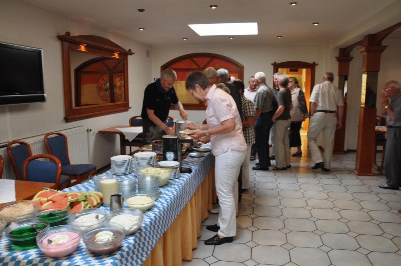 Hotel Sassor Battenberg  Zewnętrze zdjęcie